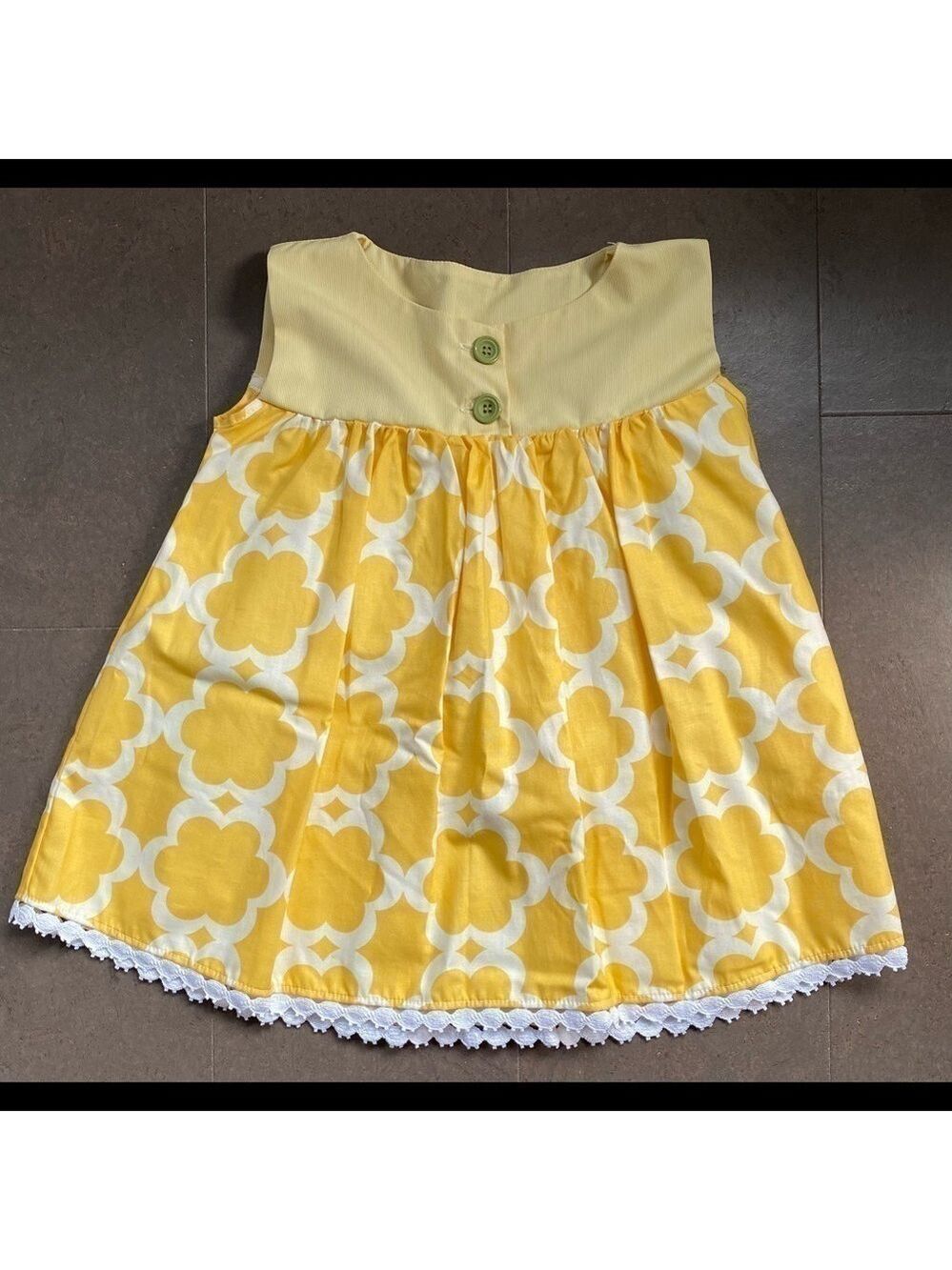 PERSNICKETY size 5 top